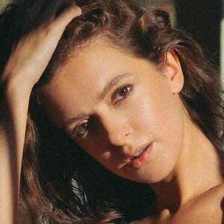 Paulien B pornstar hot pictures