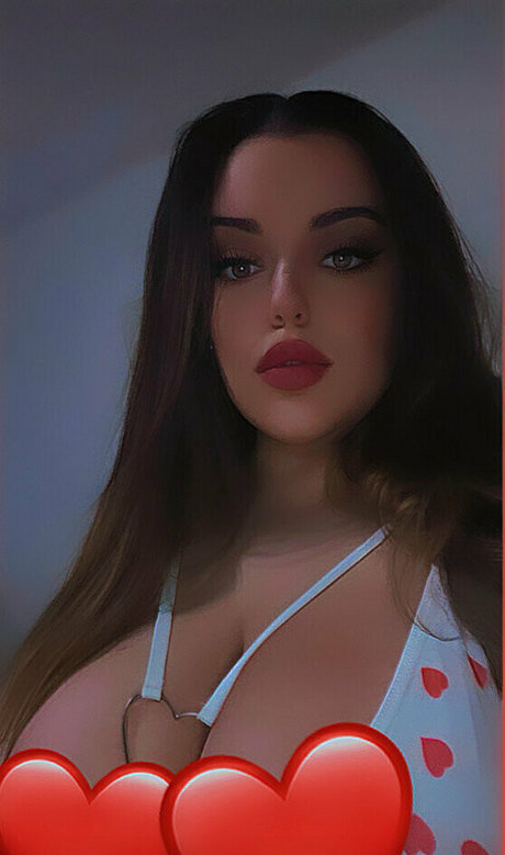 spicyybaby pretty actress pics