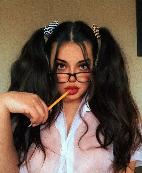 spicyybaby model naked img