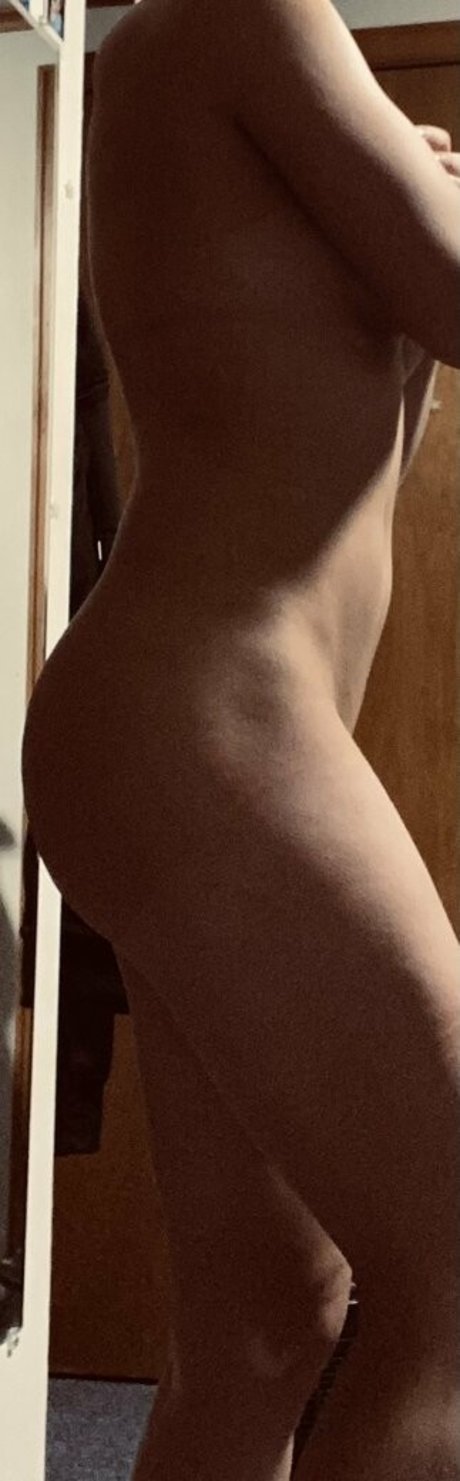 raelynn of model pornographic galleries