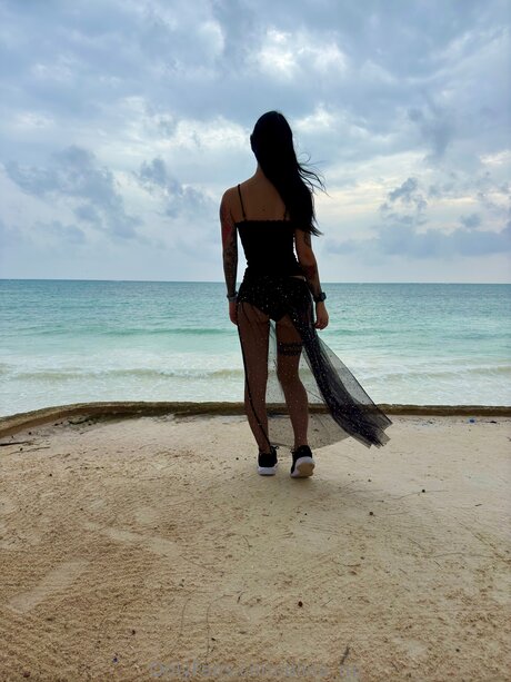 Elina mj model high quality img