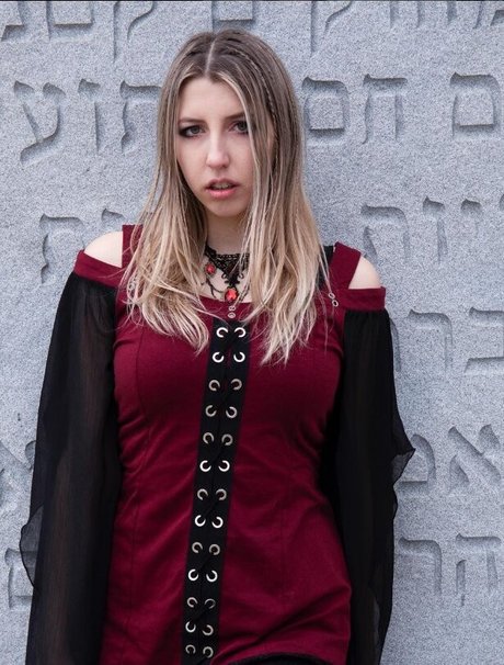 milf yoga onlyfans beautiful nude pic