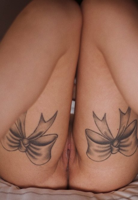 gostosaneves model pornographic gallery