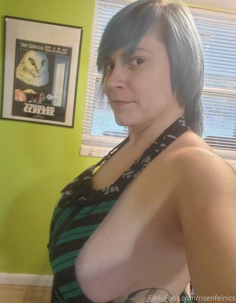 risenfeinics star naked gallery