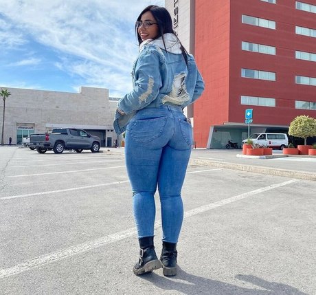 Thaily Delgado actress pics