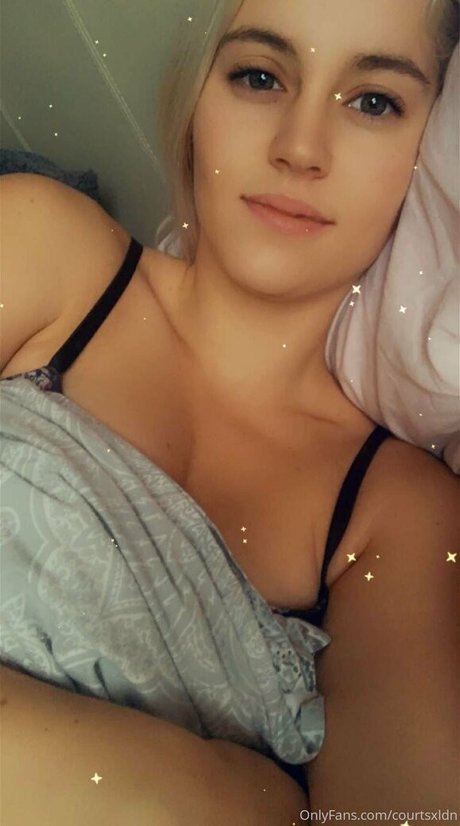 courtsxldn pornstar sex photo