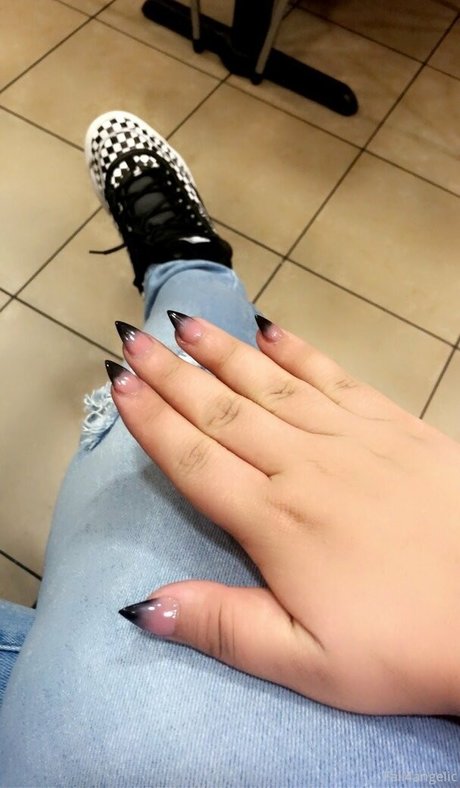 fall4angelic hot model archive