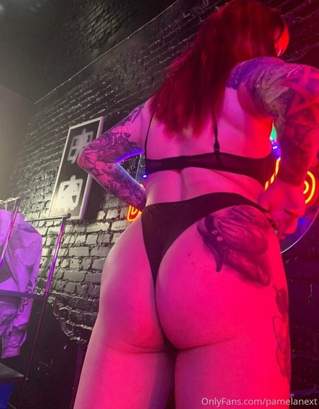 pamelanext top model pics