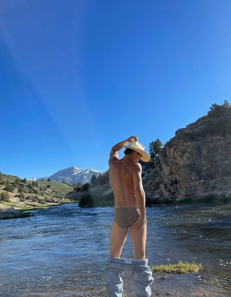 henryandkasey model naked pictures