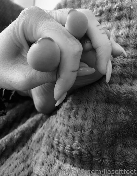 liasoftfoot exclusive actress photos