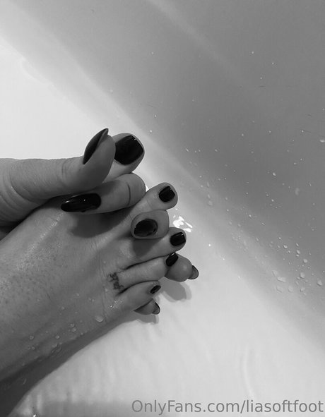 liasoftfoot nude pornstar img