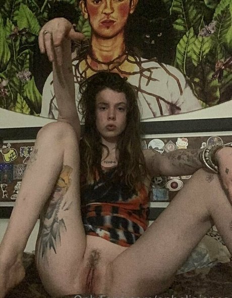 opheliajones hot model archive