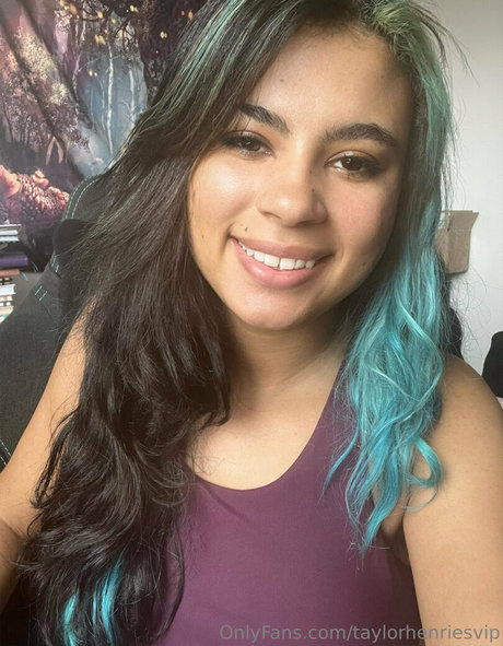 taylorhenries perfect star photo