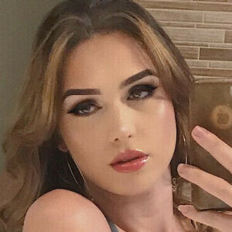 Hillary Wood star pornographic images