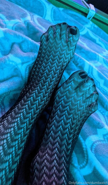 dumbxxtch star adult archive