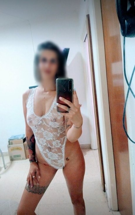 theebooss exclusive model image