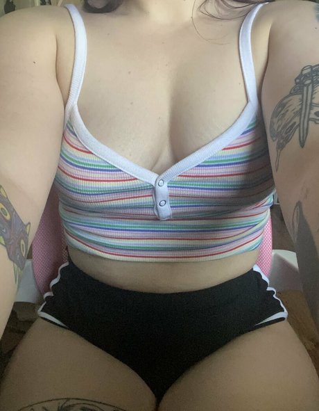 kaleskujo nudes actress archive