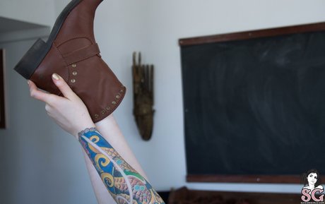 Vesta SG perfect actress photos