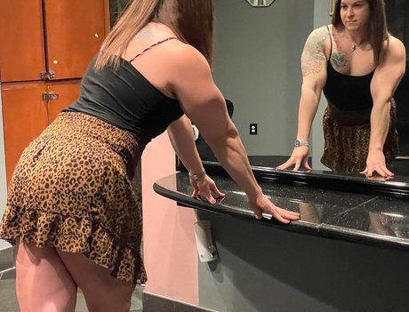 Eva The Supergirl sex model images