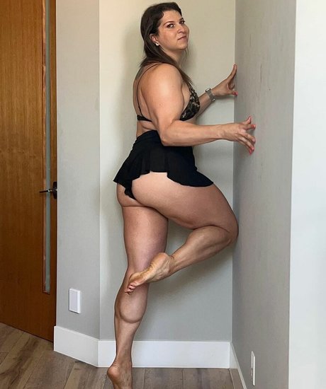 Eva The Supergirl star beautiful gallery