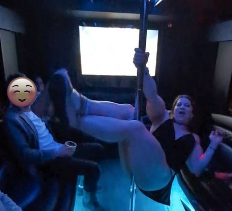 Eva The Supergirl star free pic