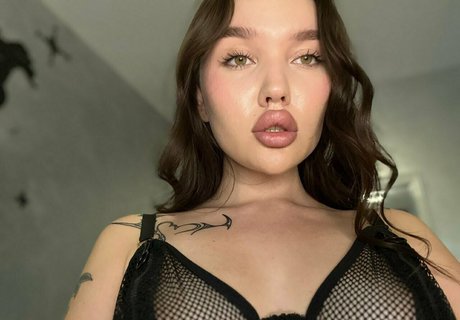 blckmini free actress image