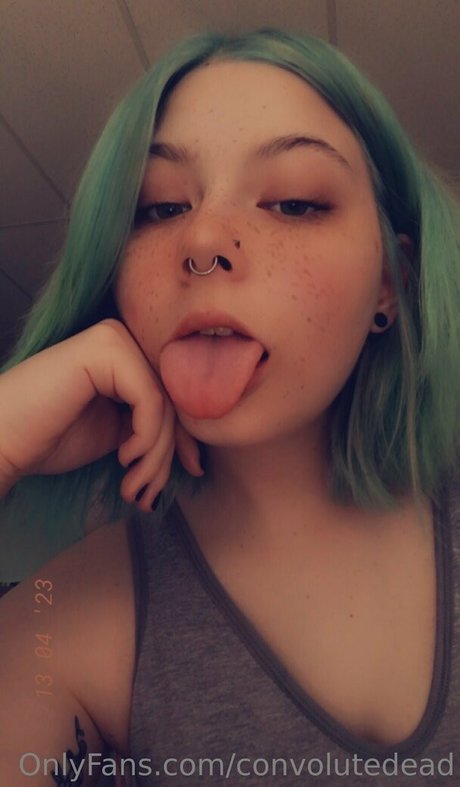 convolutedead naked pornstar image