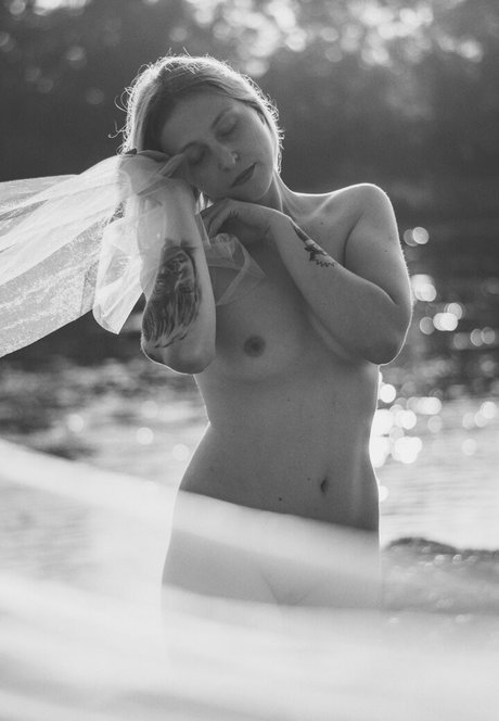 katereenkis model exclusive pic