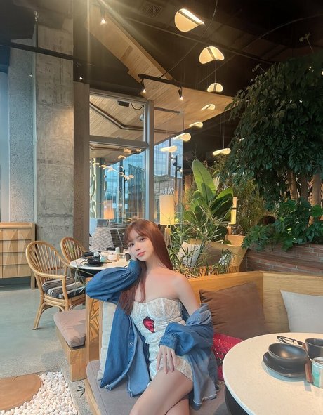 TS Xinxiaoxian_ high quality pornstar image