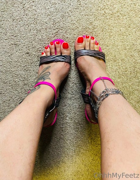 ohhhmyfeetz model art picture