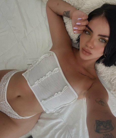 Natalia Torres sexy model gallery