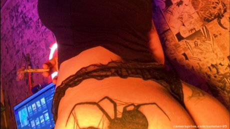 Summer 95 sexy star img