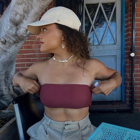 Sarah Jeffery top pornstar photo