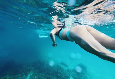 Sarah Jeffery pornstar high quality photos