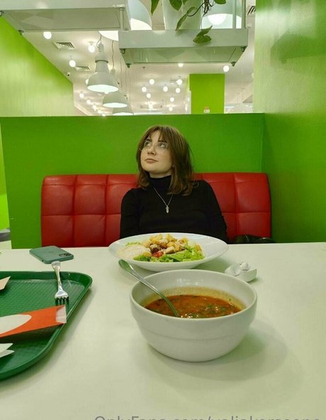 valiawixx pornstar adult gallery