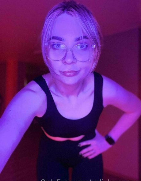 valiawixx art model photo