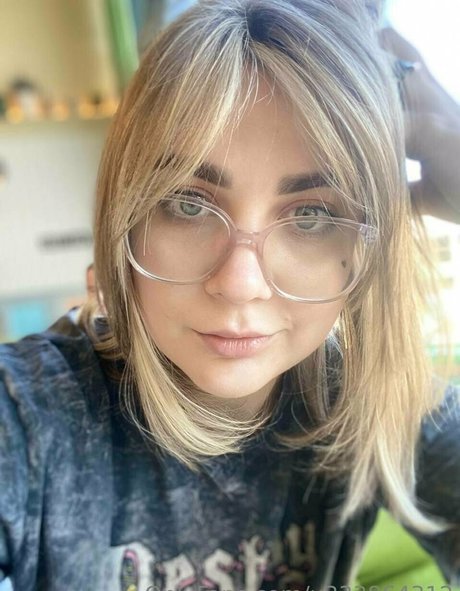 valiawixx exclusive star picture