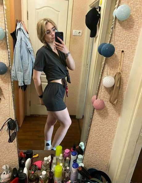 valiawixx pornstar hot gallery