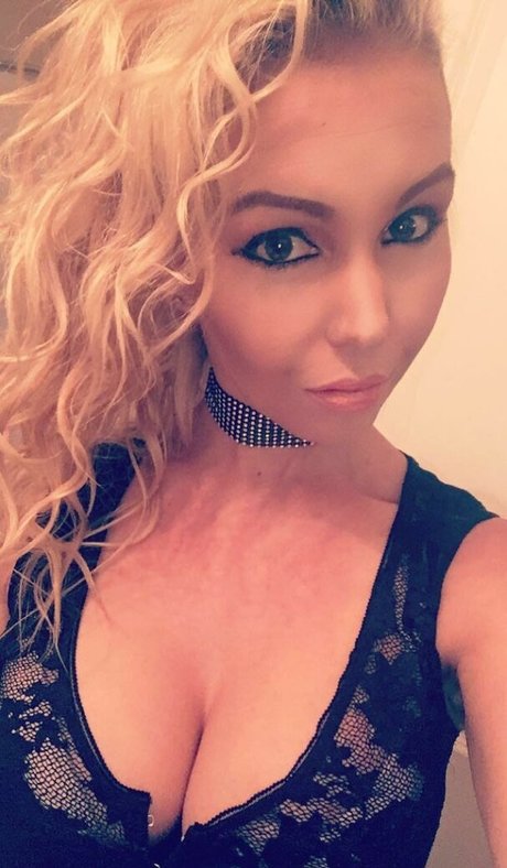 brittogonofski erotic actress photos