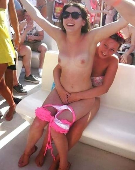 Fun In Clubs star nice image