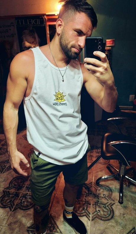 kchorrook sexy pornstar photos