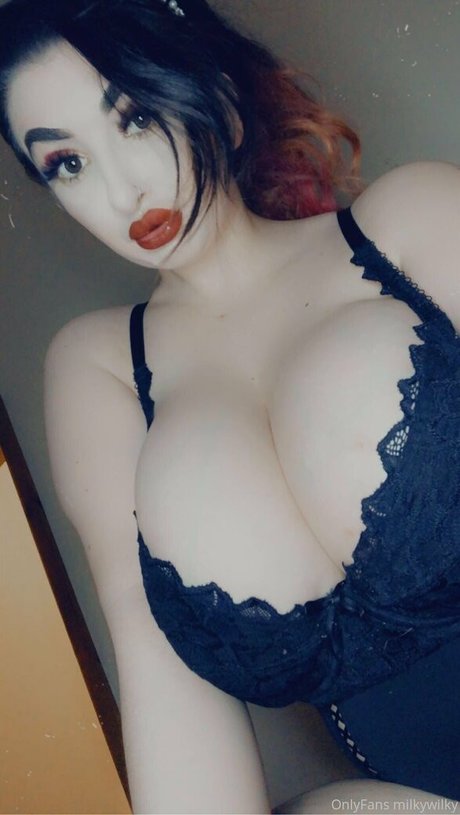 bustyaltgirl model adult archive