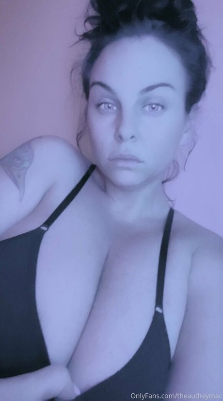 latina onlyfans free porn pictures