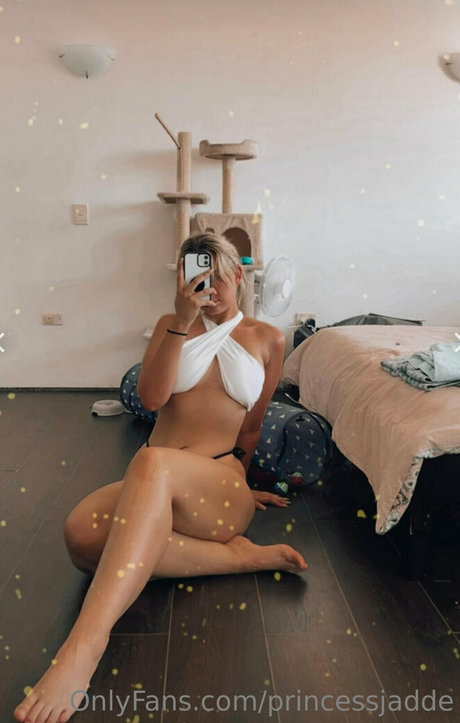 princessjadde naked pornstar img