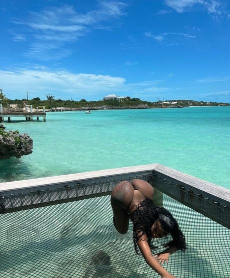 Lovelyruthiee model art images