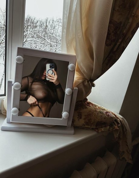 Sofi juice hot model gallery