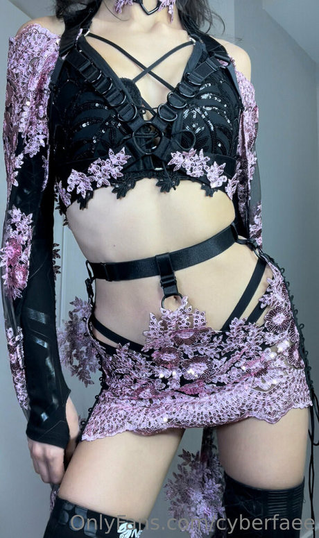 cyberfaee adult star pictures