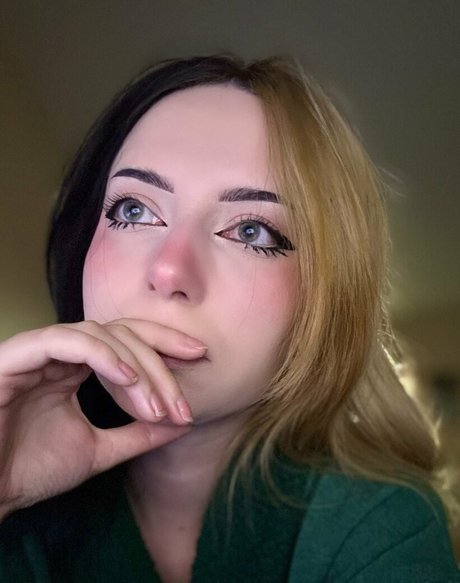 cybercllctr sexy star pics