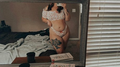 big dildo onlyfans free nude images