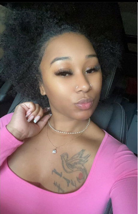 Itsteedy_ star naked gallery